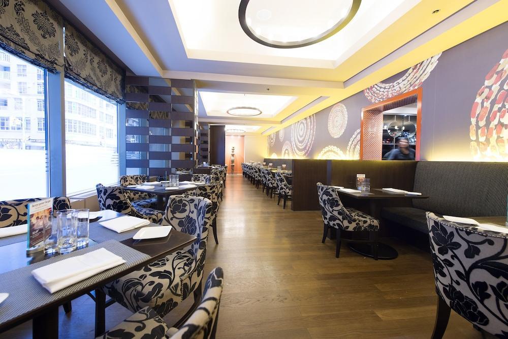 Cambridge Suites トロント エクステリア 写真