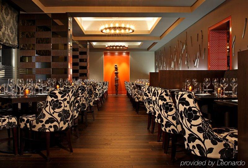 Cambridge Suites トロント レストラン 写真
