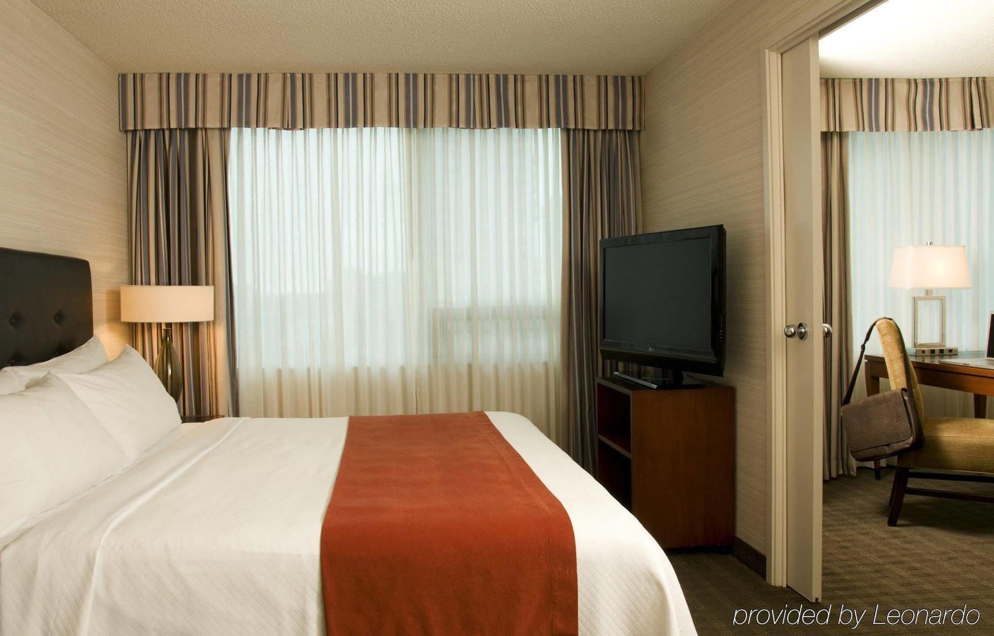 Cambridge Suites トロント エクステリア 写真
