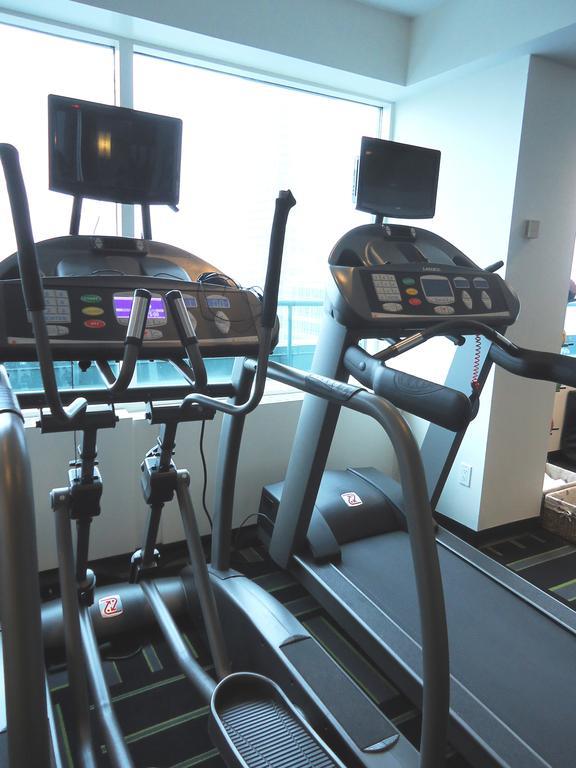 Cambridge Suites トロント エクステリア 写真